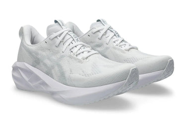 Asics Novablast 5 'White / Piedmont Grey'