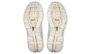 On Cloudventure Loewe 2 'Eggshell'