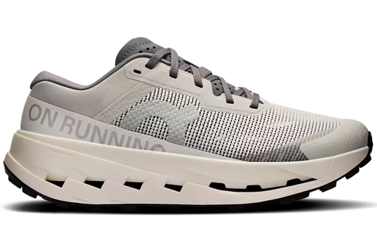 On Cloudultra 3 "Rock / White"