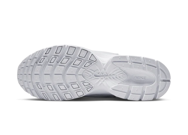 Nike V5 RNR "White/White/Black/Metallic Silver"