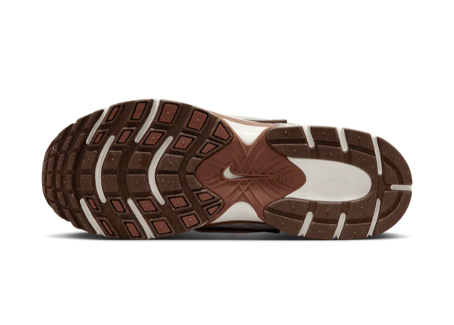 Nike V5 RNR "Sail/Fauna Brown/Phantom/Light Orewood Brown"