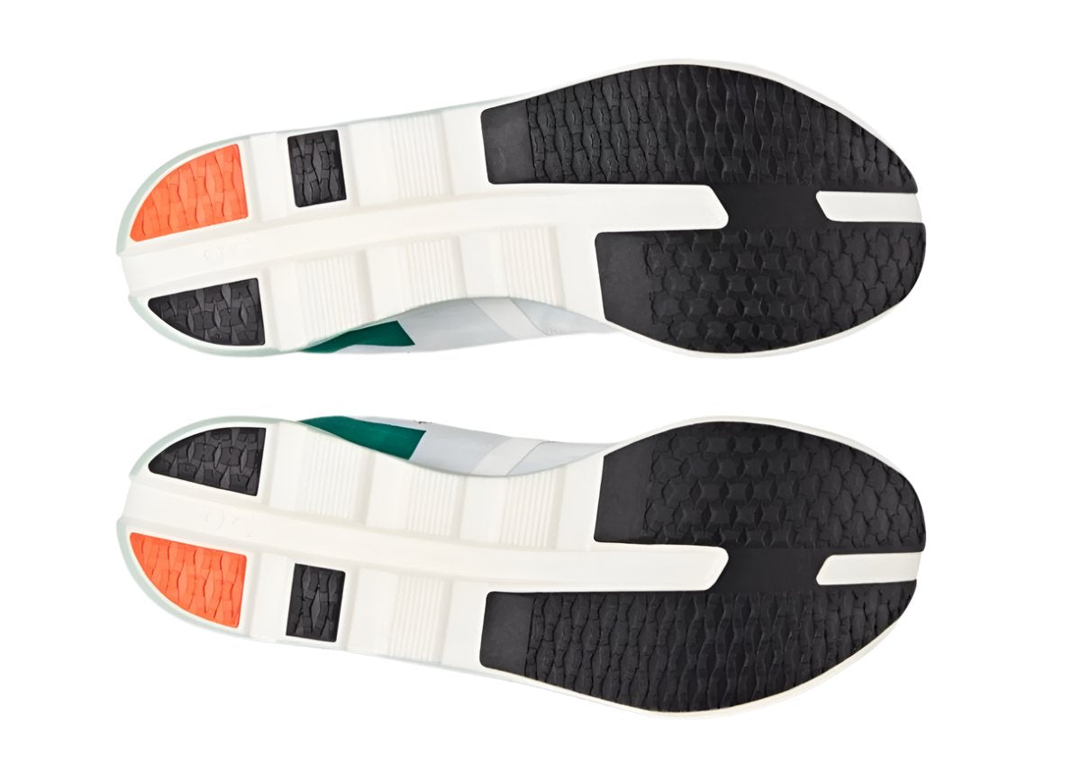 On Running Cloudboom Echo 3 Undyed-white/mint