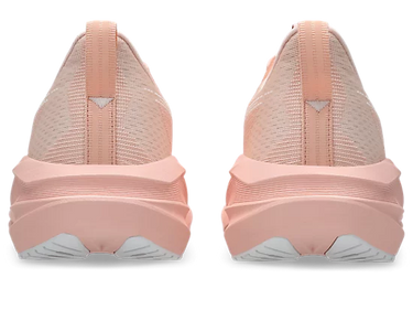 Asics Novablast 5 "Pink"
