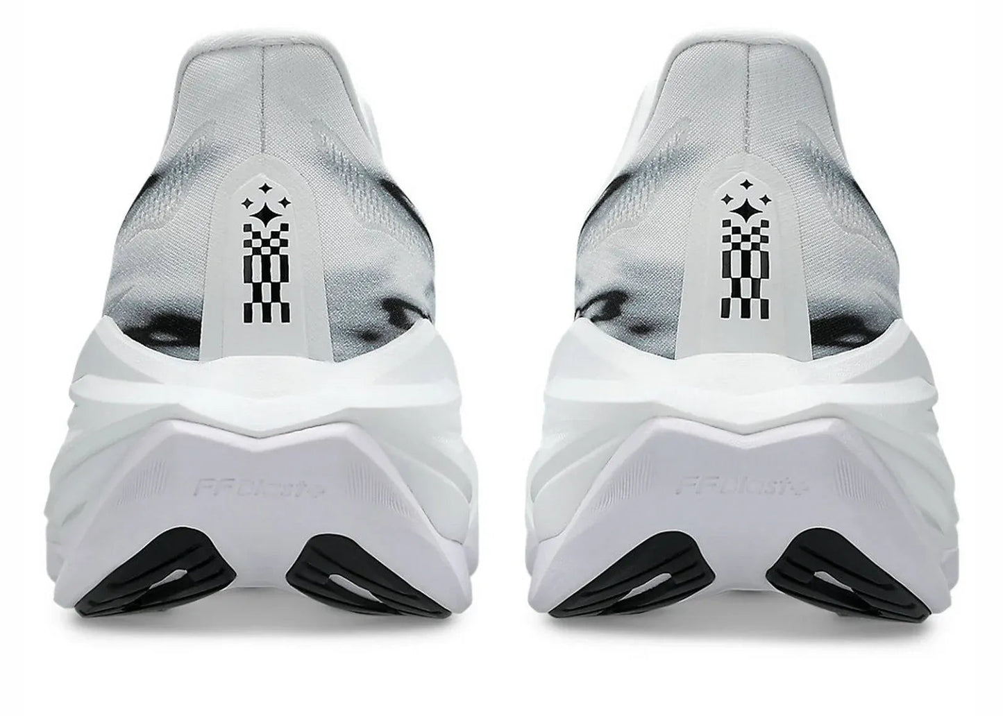 Asics Superblast 3 "White / Black"