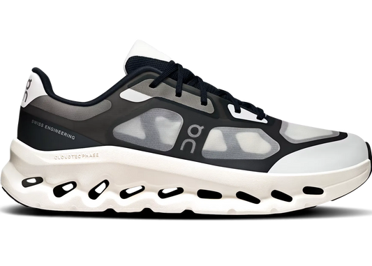 On Cloudtilt Remix "Black / Ivory"