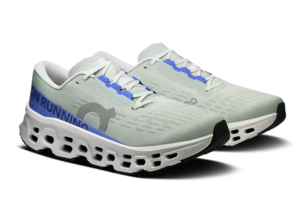 On Cloudmonster 3 "Iceberg / Ivory"