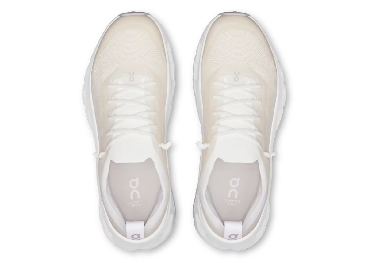 On Cloudtilt Moon "White / Frost"