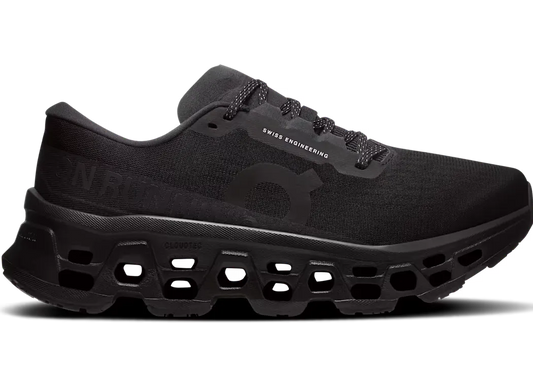 On Cloudmonster 3 "Black"