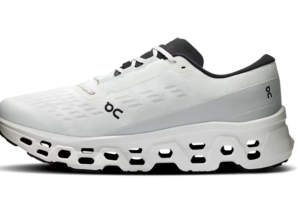 On Cloudmonster 3 "White"