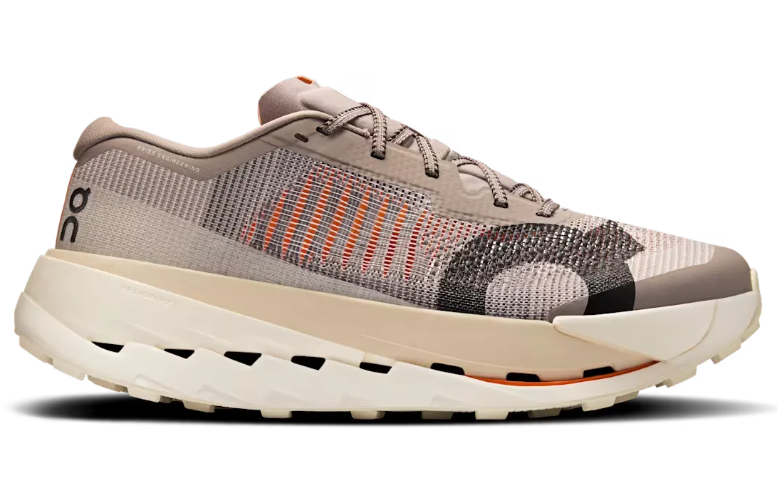 On Cloudultra Pro "Cinder / Pearl"