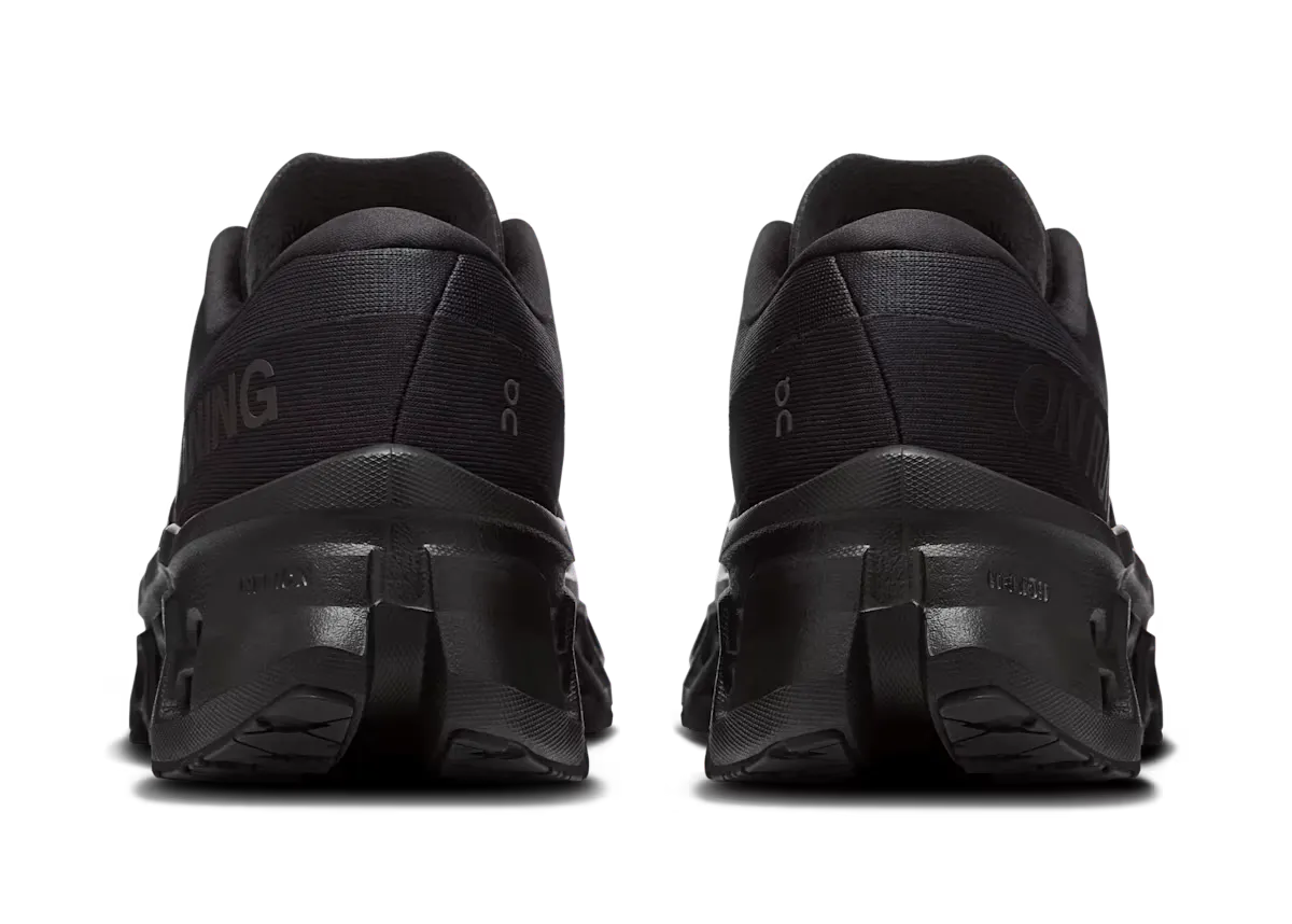 On Cloudmonster 3 "Black"