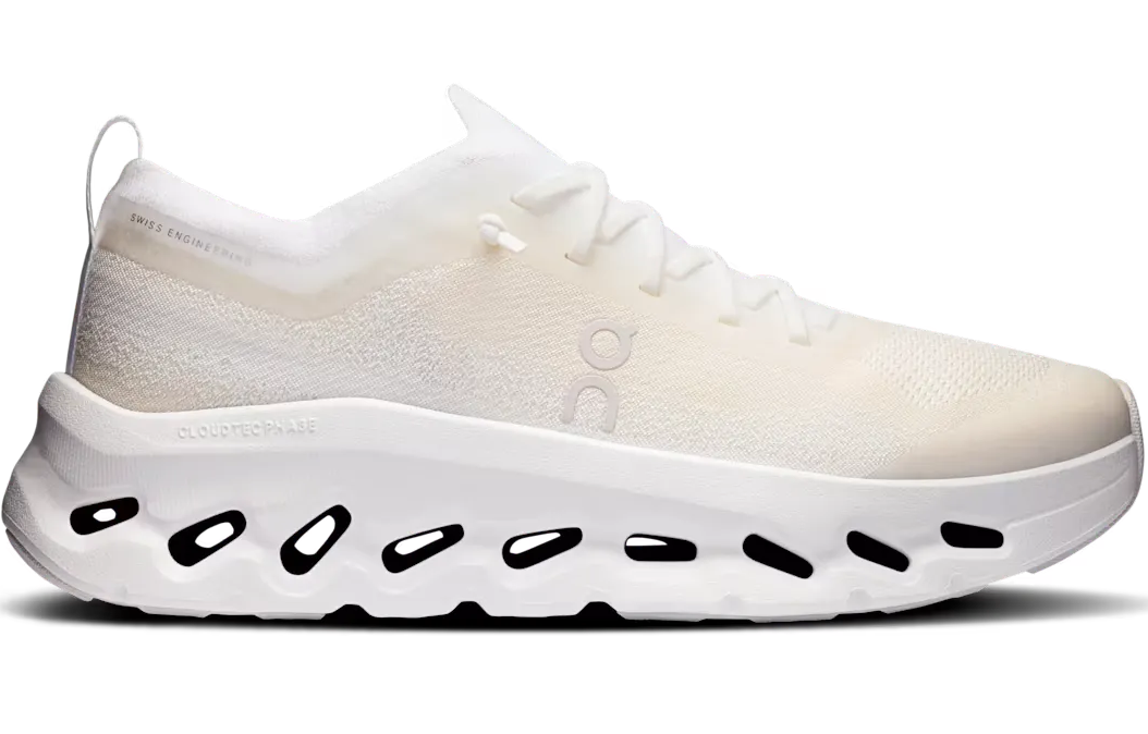 On Cloudtilt Moon "White / Frost"