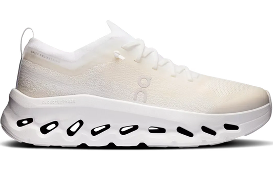 On Cloudtilt Moon "White / Frost"