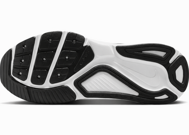 Nike Structure 26 "Black / White"