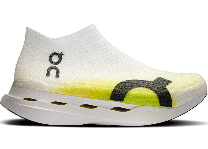 On Cloudboom Strike LightSpray "White / Lime"