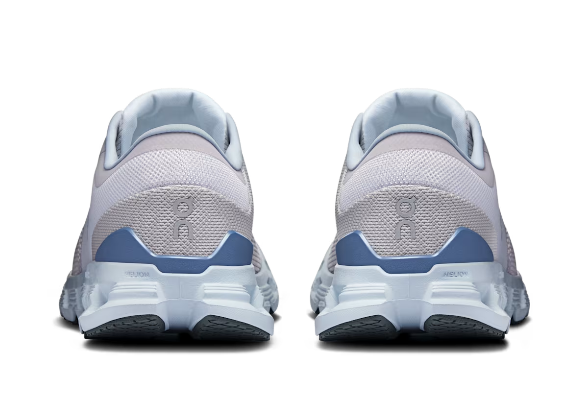 On Cloud X 4 "Silver / Chambray"