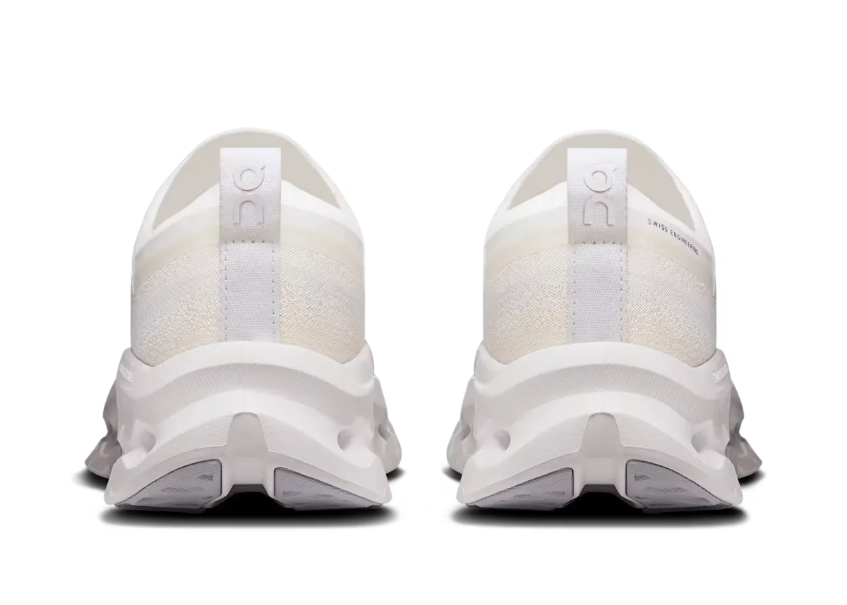 On Cloudtilt Moon "White / Frost"