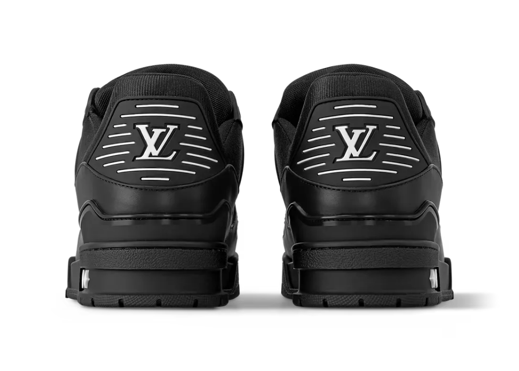 Louis Vuitton Trainer "Black"
