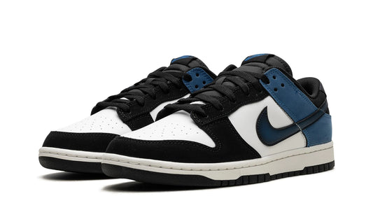 DUNK LOW "Industrial Blue"