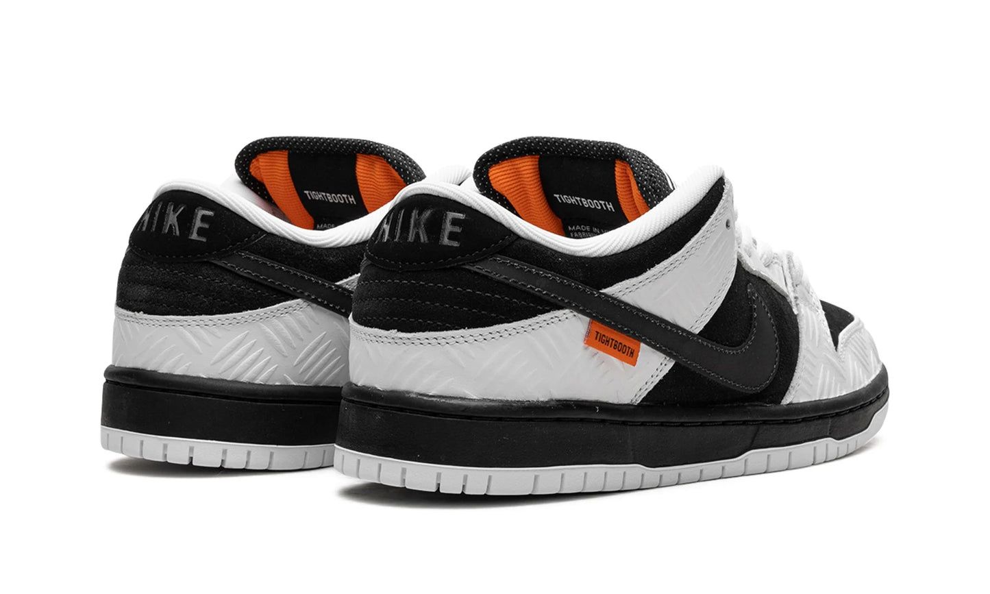 SB DUNK LOW "TIGHTBOOTH"