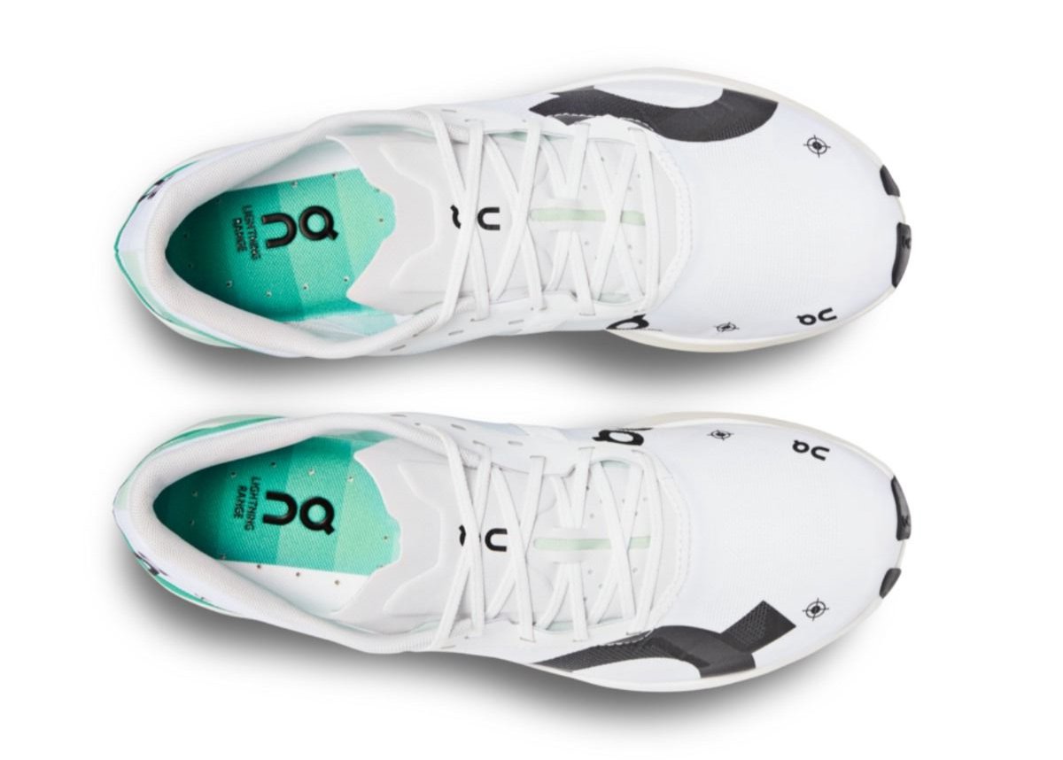 On Running Cloudboom Echo 3 Undyed-white/mint