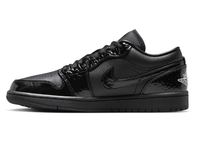 Air Jordan 1 Low SE "Black"