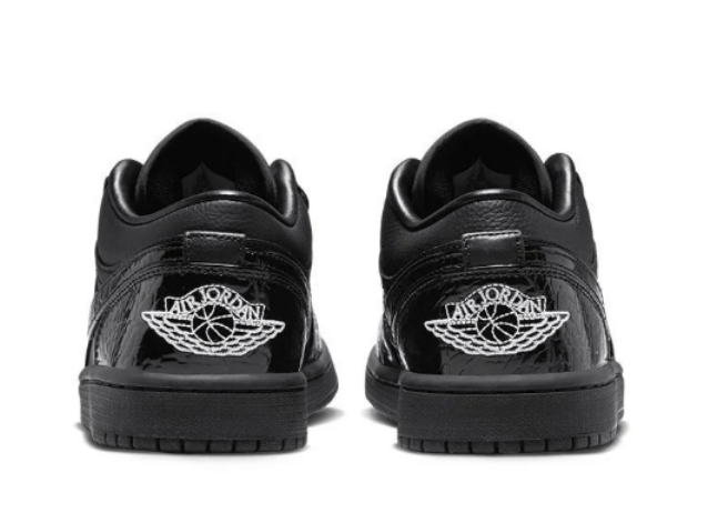 Air Jordan 1 Low SE "Black"