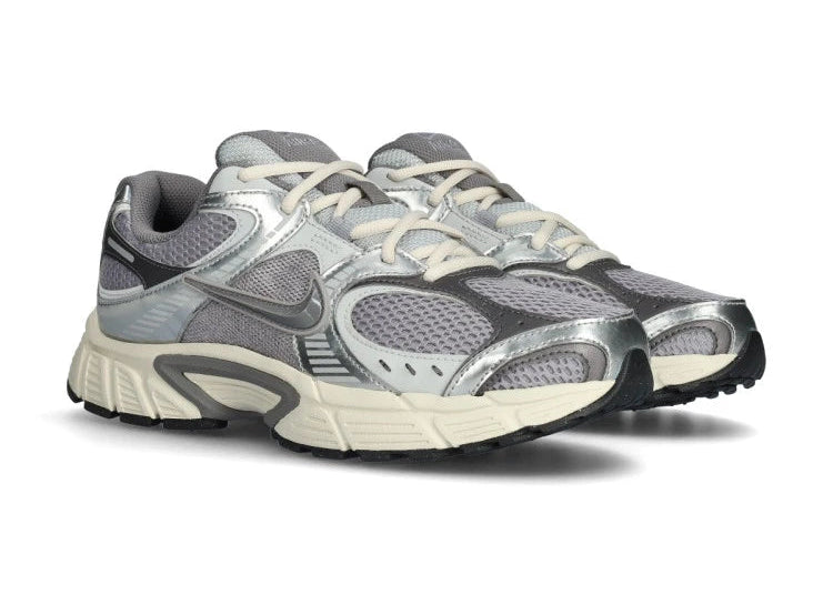 Nike V5 RNR "Cement Grey/Grey Fog/Light Orewood Brown"