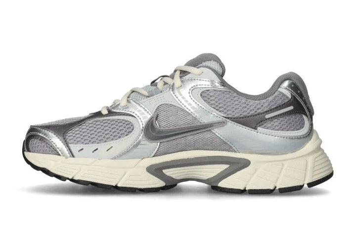 Nike V5 RNR "Cement Grey/Grey Fog/Light Orewood Brown"