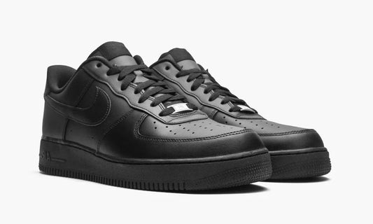 AIR FORCE 1 LOW "Triple Black"