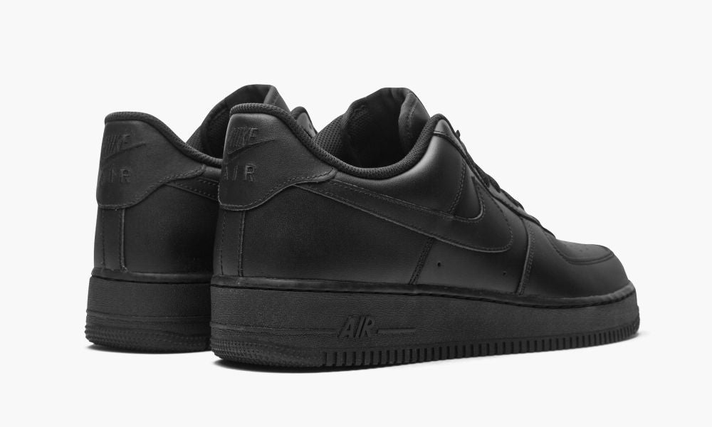 AIR FORCE 1 LOW "Triple Black"