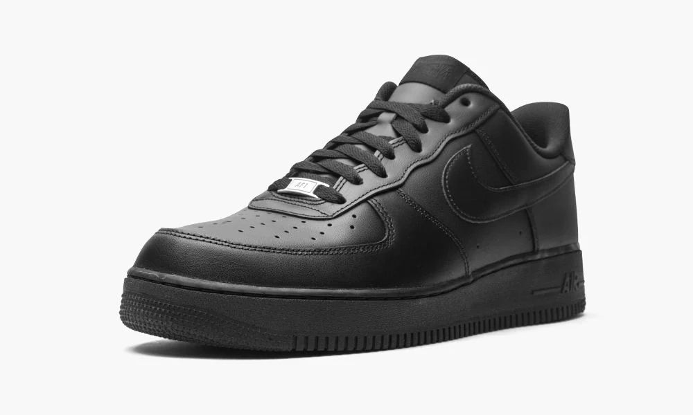 AIR FORCE 1 LOW "Triple Black"