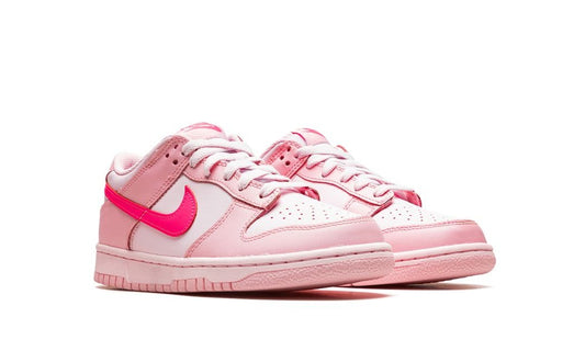 DUNK LOW  "Triple Pink"