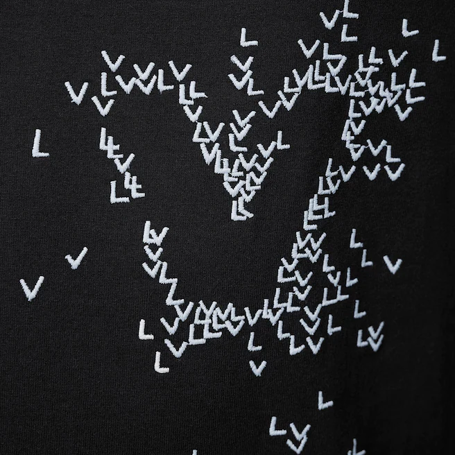 LV SPREAD EMBROIDERY T-SHIRT