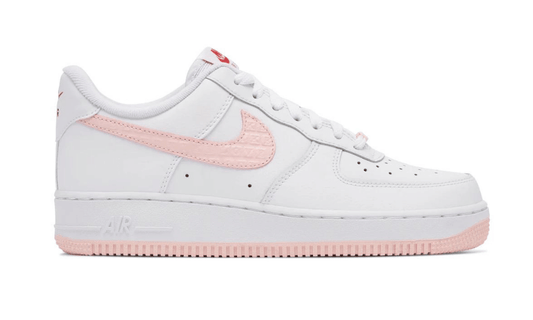 NIKE AIR FORCE 1 VALENTINE'S DAY 2022